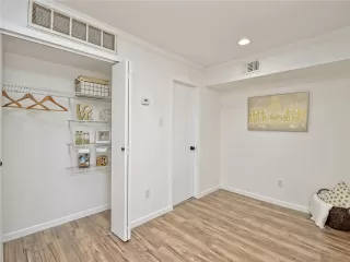 Photo #5: 3727899 Listing 