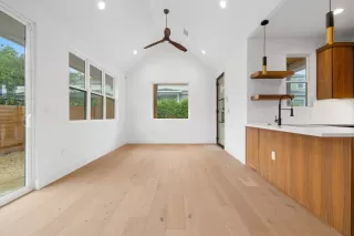 Photo #6: 3763244 Listing 