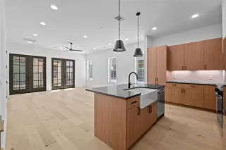 Photo #3: 3770137 Listing 