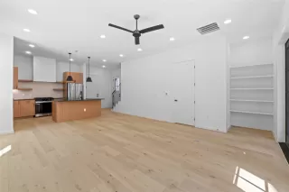 Photo #5: 3770137 Listing 