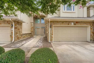 More Details about MLS # 3792748 : 1101 E PARMER LN 305