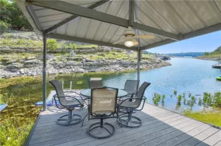 Photo #1: 3886821 Listing 