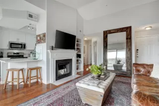 Photo #3: 4075809 Listing 