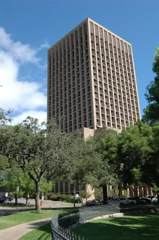 More Details about MLS # 4085366 : 1122 COLORADO ST 1702