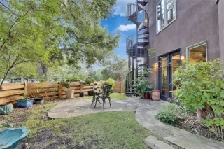 Photo #5: 4116358 Listing 