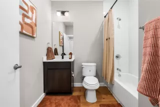 Photo #6: 4127055 Listing