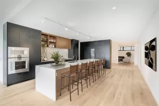 Photo #6: 4139184 Listing 