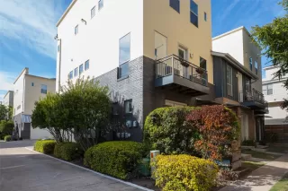 More Details about MLS # 4221781 : 1205 KINNEY AVE J