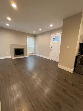 Photo #1: 4240238 Listing