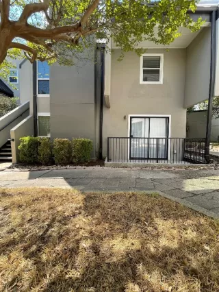 Photo #4: 4240238 Listing