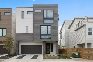 Photo #1: 4305193 Listing 