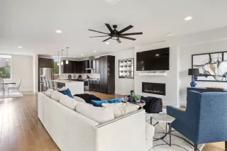 Photo #6: 4305193 Listing 