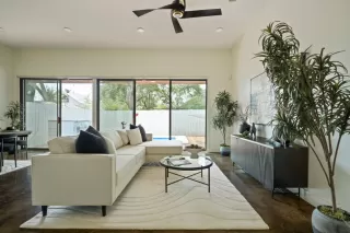 Photo #4: 4378667 Listing 