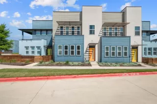 Photo #1: 4383396 Listing 