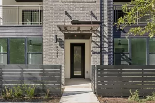 Photo #1: 4504008 Listing 