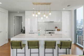 Photo #5: 4628243 Listing 