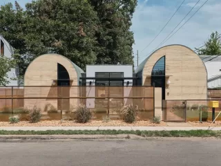 Photo #2: 4650253 Listing