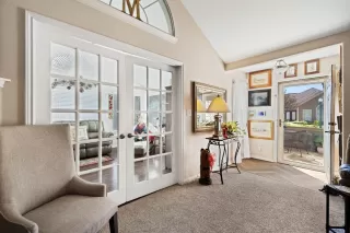 Photo #6: 4702368 Listing 