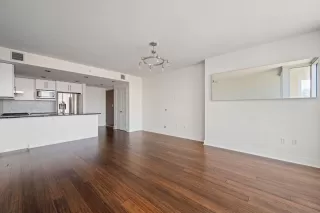 Photo #1: 4713366 Listing