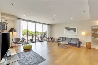 Photo #1: 4862996 Listing 