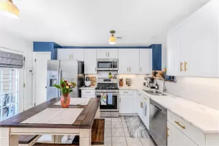 Photo #3: 4941071 Listing 