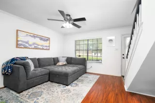 Photo #6: 4941071 Listing 