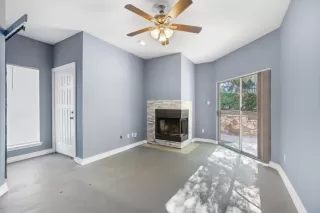 Photo #2: 5004216 Listing