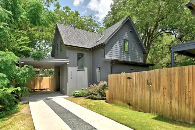 MLS: 5044946 Condo For Sale