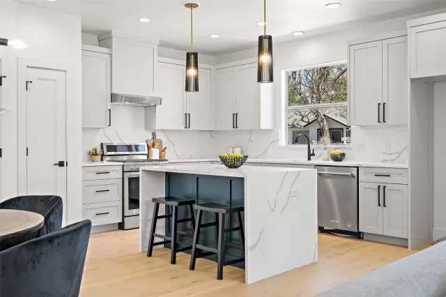 MLS: 5064101 Condo For Sale