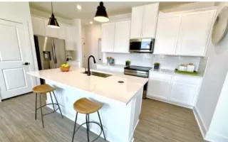 Photo #3: 5232691 Listing 