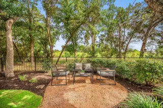 Photo #1: 5234248 Listing