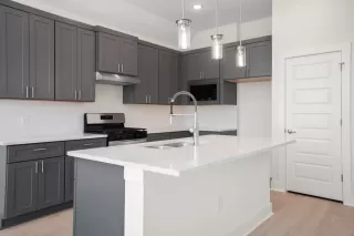 Photo #3: 5273576 Listing 