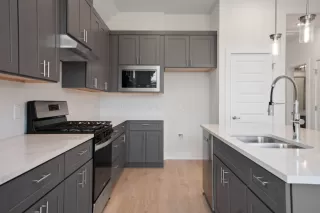 Photo #4: 5273576 Listing 