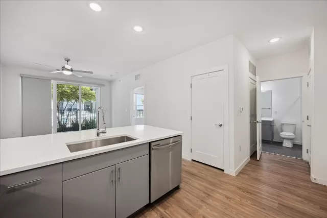 MLS: 5292991 Condo For Sale