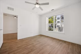 Photo #6: 5292991 Listing 