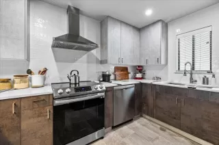 Photo #4: 5306399 Listing 