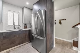 Photo #5: 5306399 Listing 