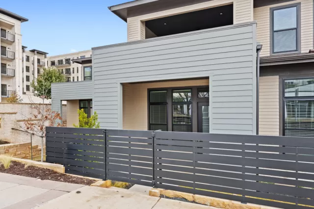 MLS: 5328719 Condo For Sale