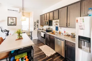 Photo #1: 5339818 Listing 