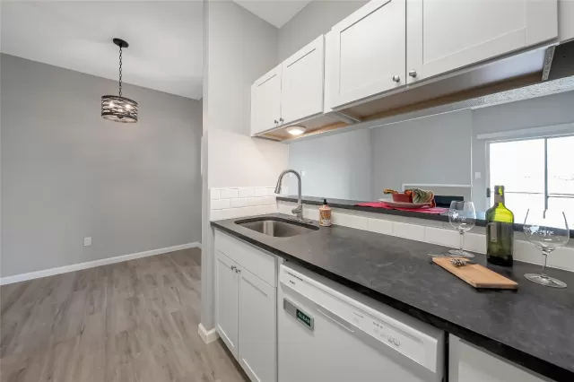 MLS: 5453303 Condo For Sale