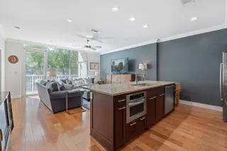 Photo #1: 5455548 Listing 