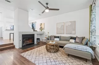 Photo #1: 5489357 Listing 