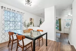 Photo #5: 5489357 Listing 