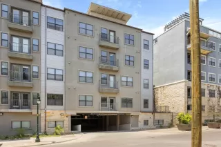 Photo #1: 5517861 Listing 