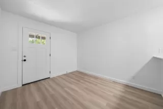 Photo #3: 5550653 Listing