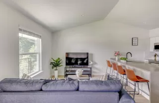 Photo #3: 5583028 Listing 