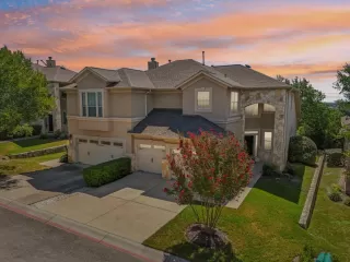 Photo #1: 5647268 Listing 