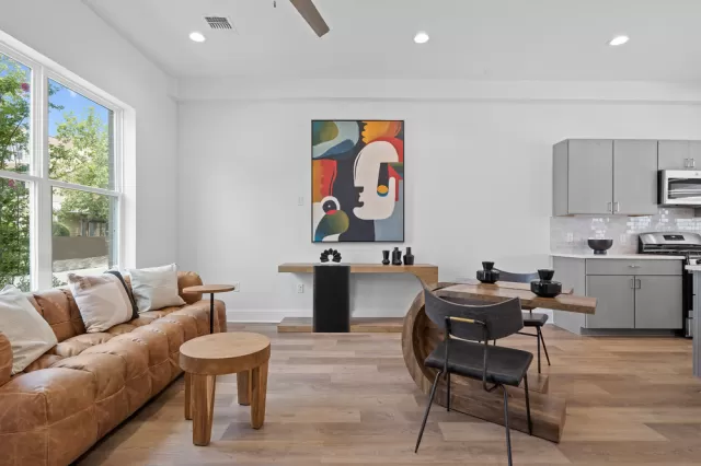 MLS: 5712036 Condo For Sale