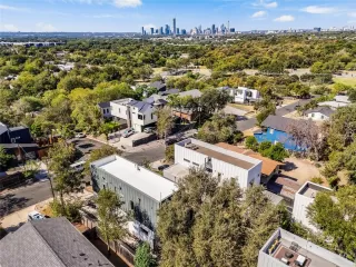 Photo #1: 5818109 Listing 