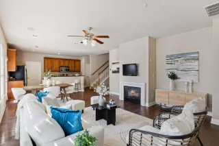 Photo #1: 5831584 Listing 